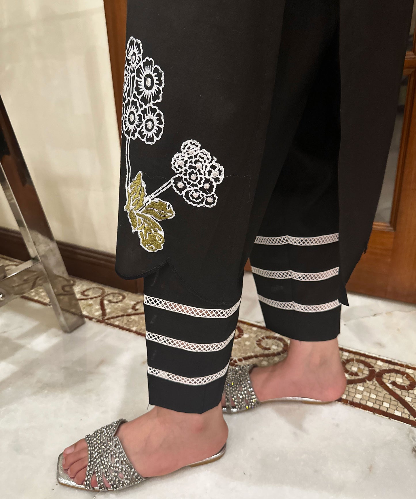 Poppy White (Embroidered)