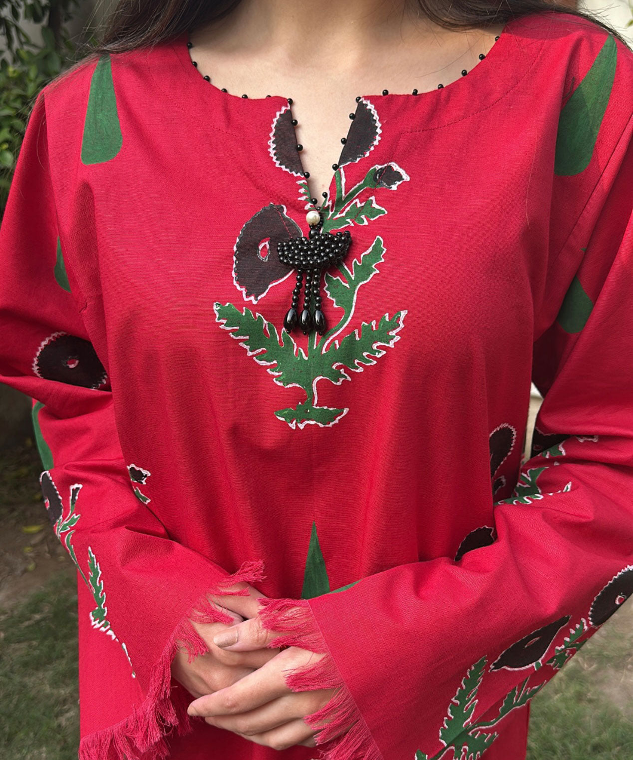 Rosewood charm (Khaddar)